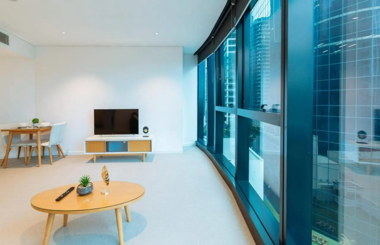 Central 1 Bedroom Cbd With Wifi Pool Gym Brisbane Apartment