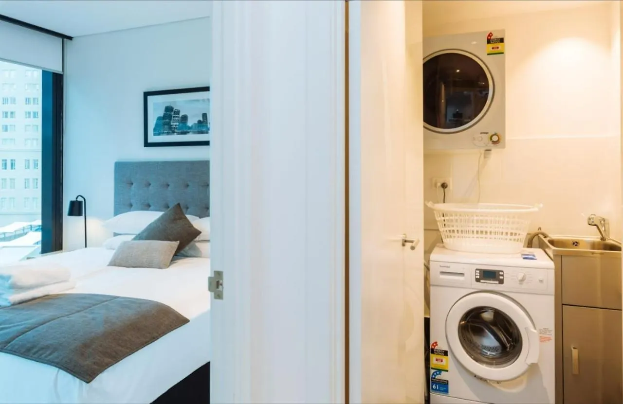 Central 1 Bedroom Cbd With Wifi Pool Gym Brisbane